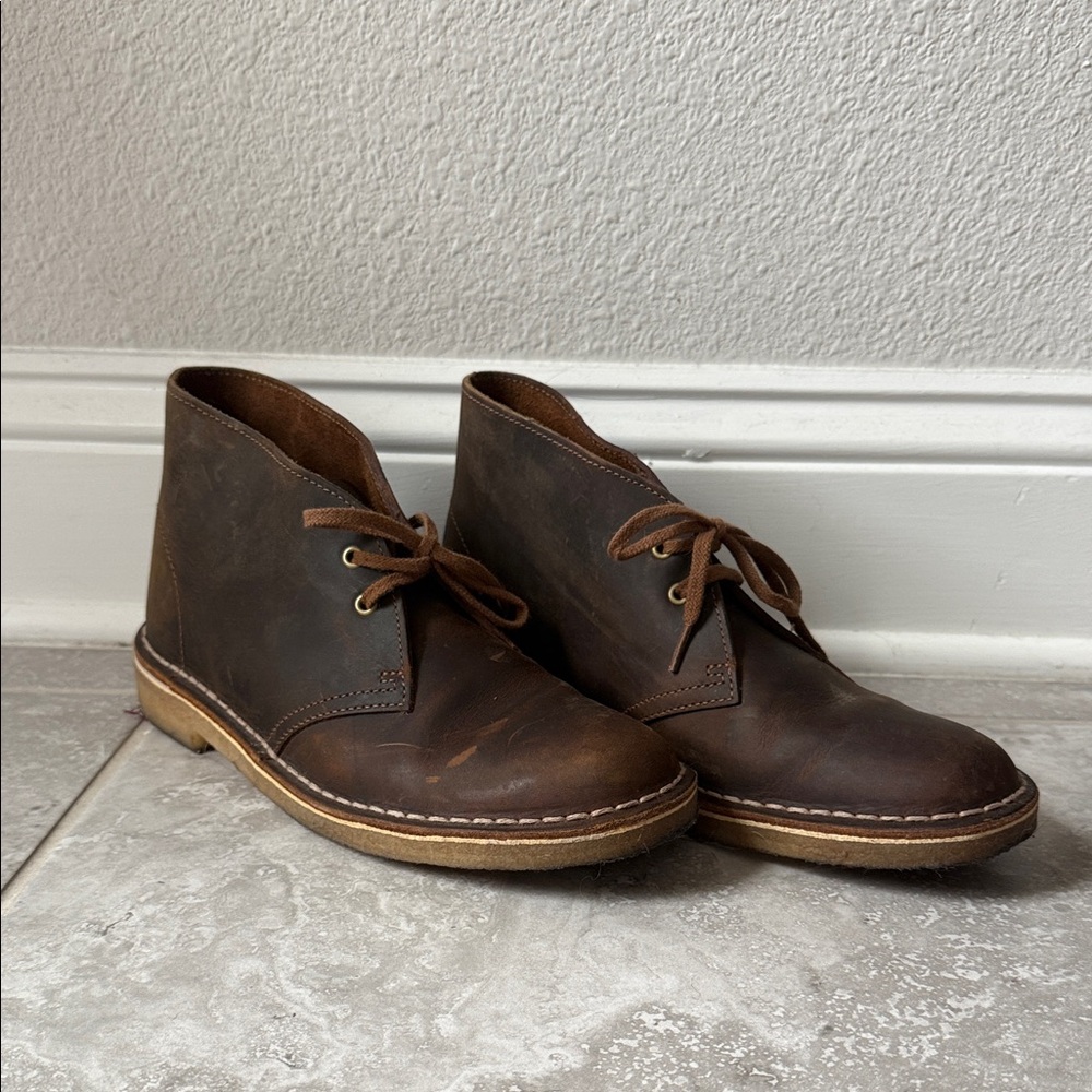 Clark’s Women’s Original Desert Boot Beeswax